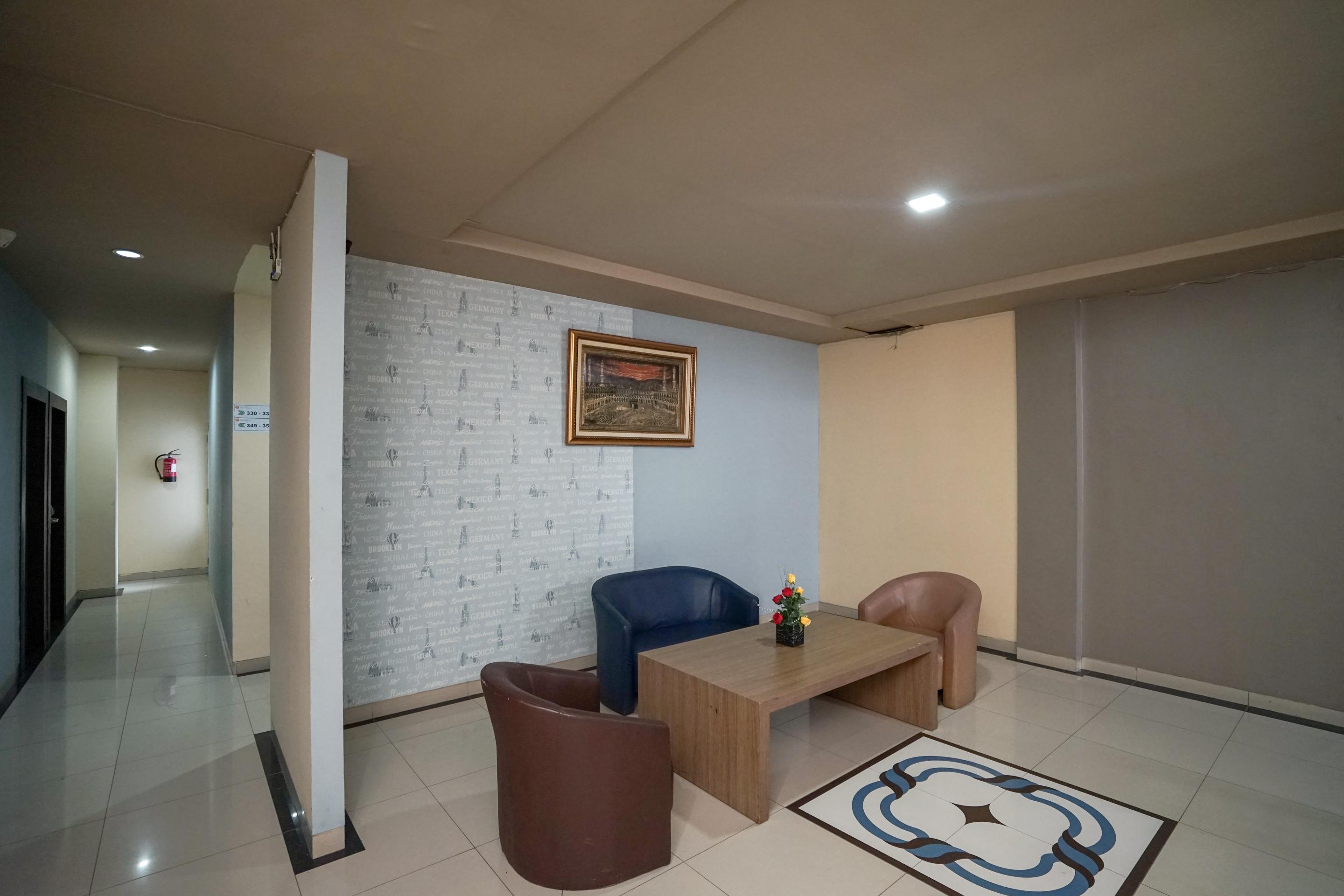 Urbanview Hotel Best Skip Palembang Exterior foto